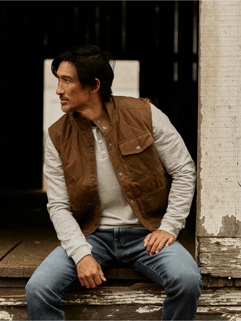 Flint and Tinder Quilted Waxed Vest in Brown